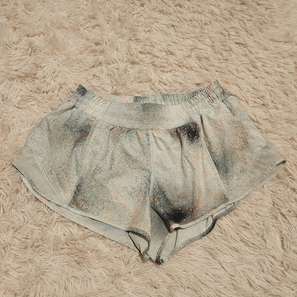 Lululemon Hotty Hot LR Short 2.5" Lined Reflective Size 10